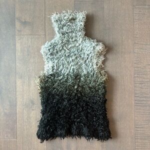 Fur Black and Green Gradiant Sleeveless Turtleneck